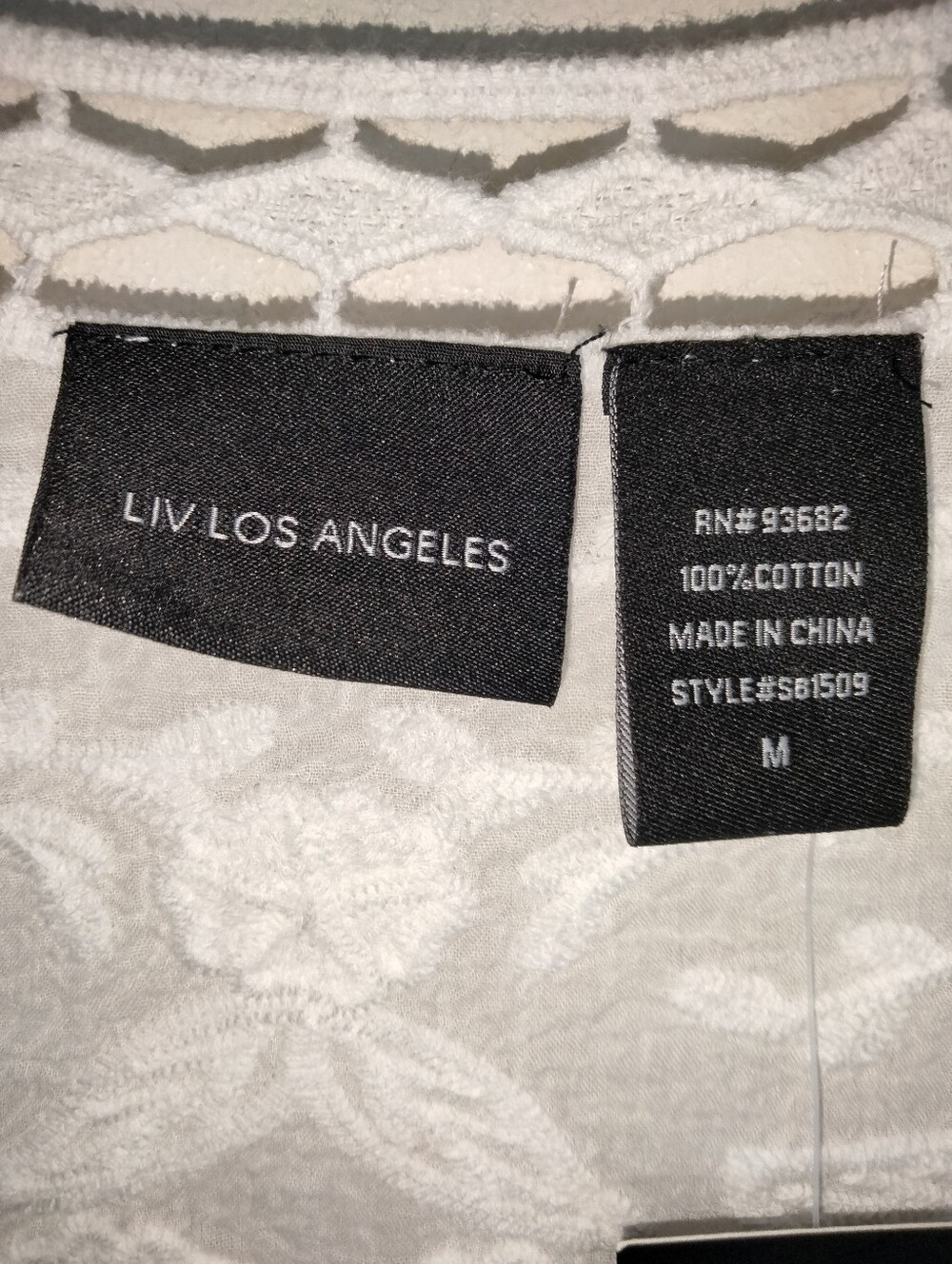 LIV Los Angeles (Size M) White Cotton Floral Embroidered Front Cocoon Cardigan - Picture 2 of 11